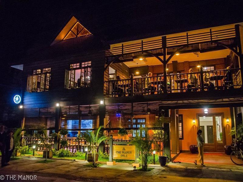 The Manor Hotel Nyaung Shwe Extérieur photo
