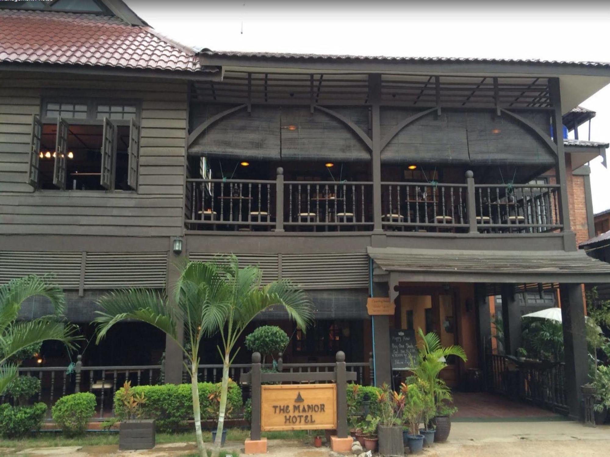 The Manor Hotel Nyaung Shwe Extérieur photo
