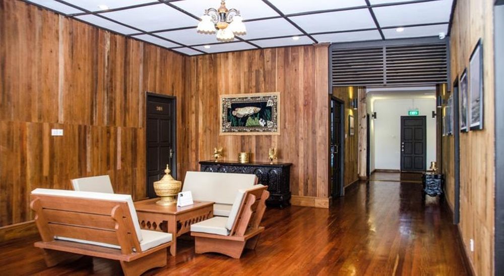 The Manor Hotel Nyaung Shwe Extérieur photo